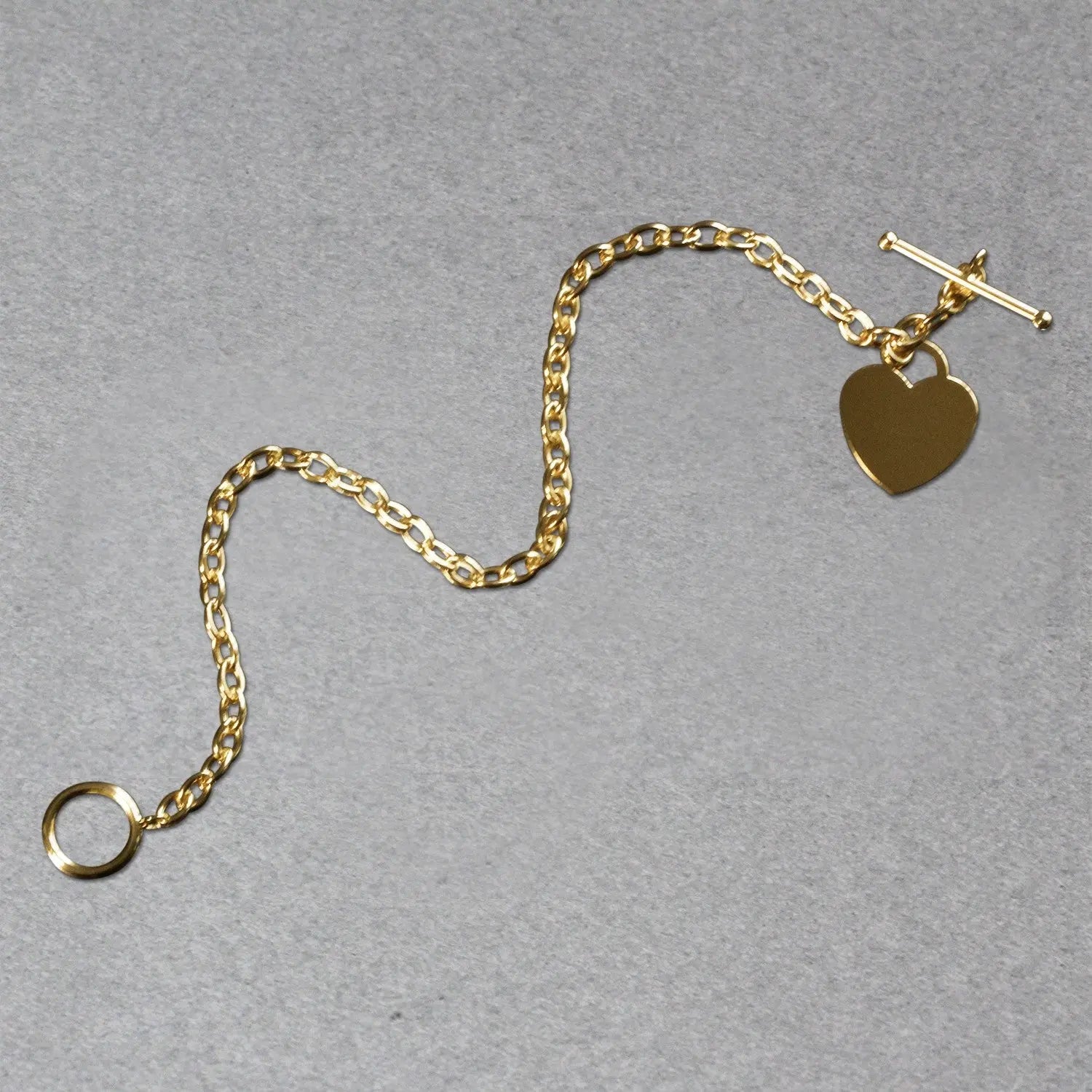 Toggle Bracelet with Heart Charm in 14k Yellow Gold (4.80 mm) RCJ