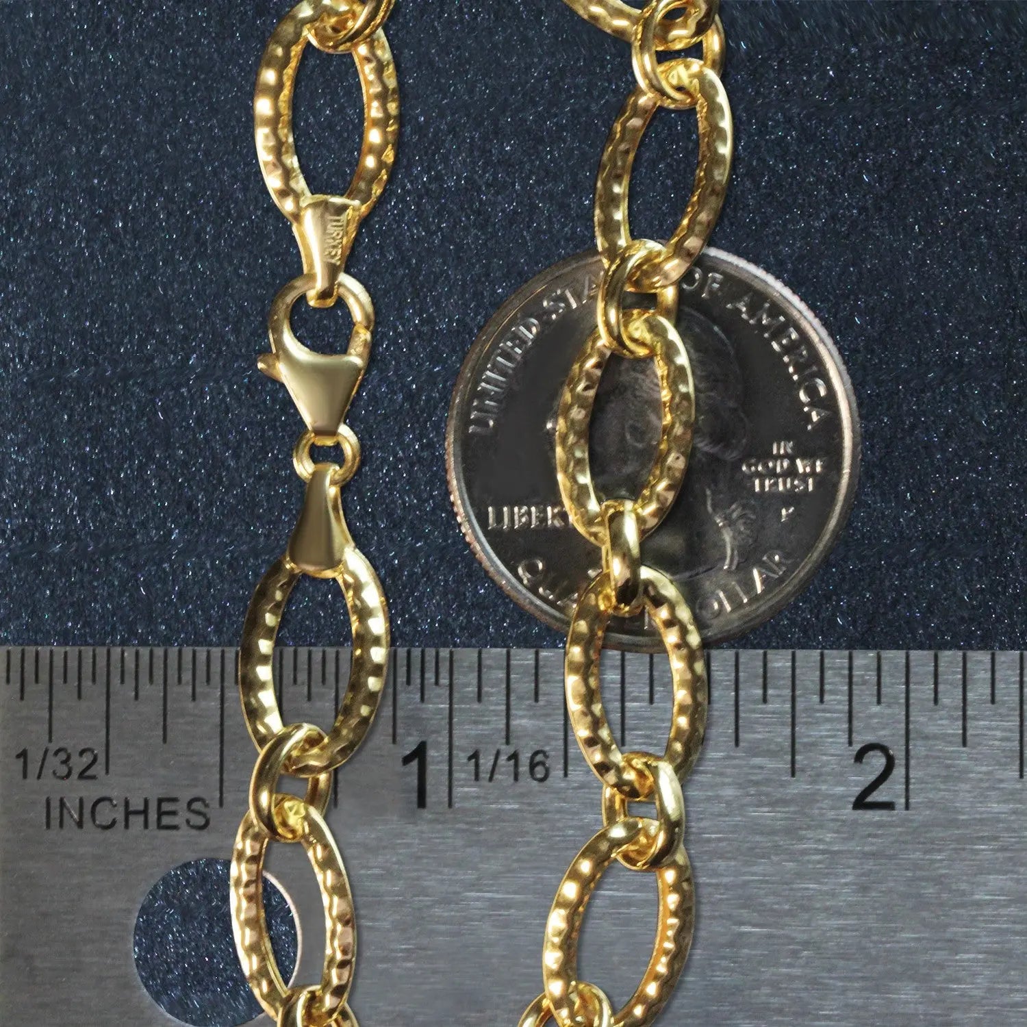 Textured Oval Link Bracelet in 14k Yellow Gold (8.60 mm) RCJ