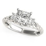 14k White Gold Princess Cut 3 Stone Antique Style Diamond Ring (1 1/8 cttw) RCJ