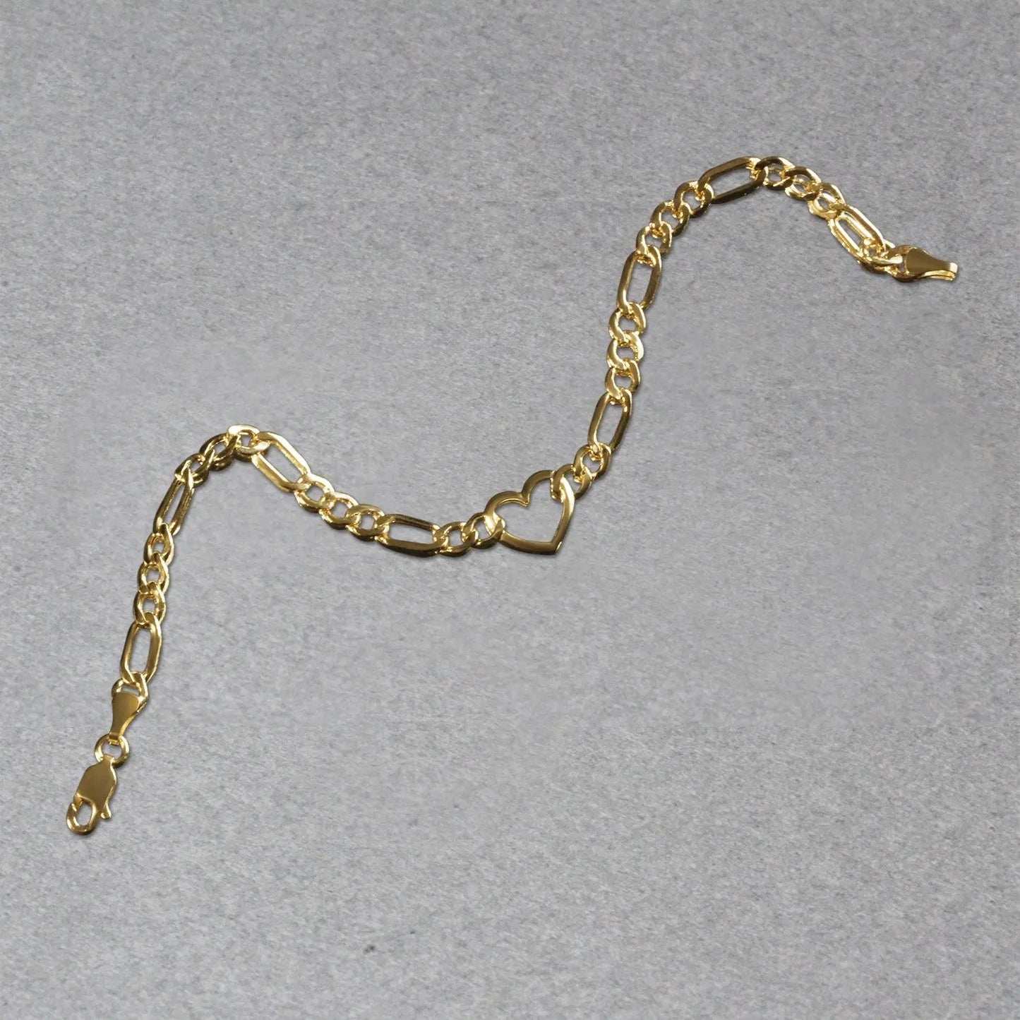 14k Yellow Gold 7 inch Figaro Chain Bracelet with Heart (4.50 mm) RCJ