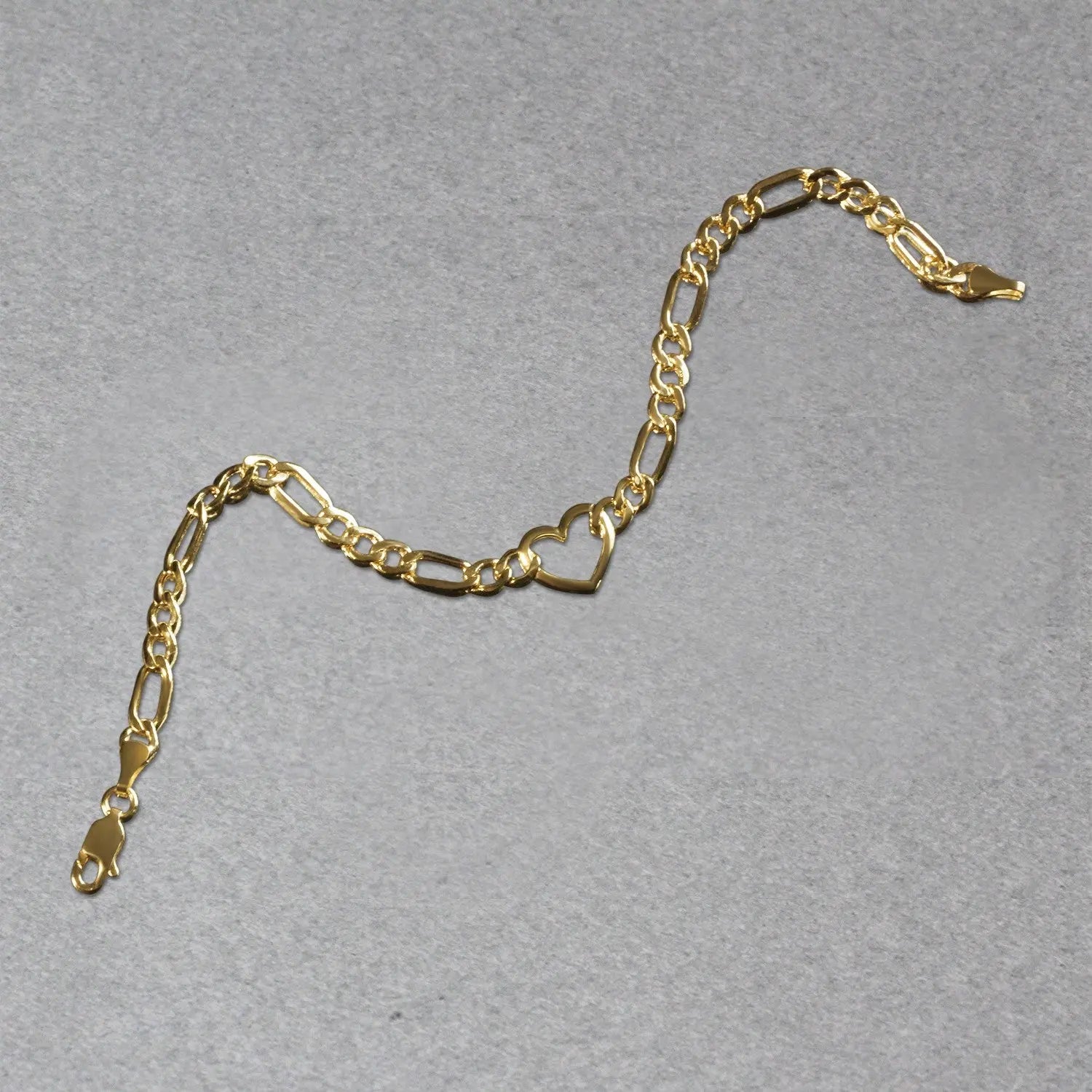 14k Yellow Gold 7 inch Figaro Chain Bracelet with Heart (4.50 mm) RCJ